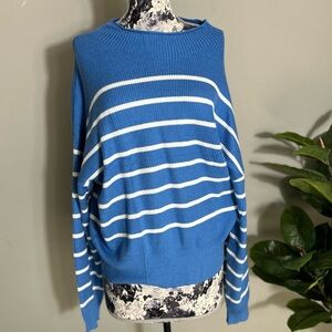 Merokeety blue and white long sleeve knit sweater